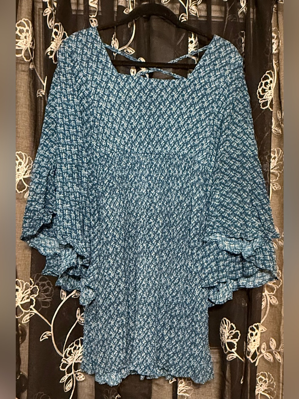 EARTHBOUND Blue Printed Flowy Sleeve Dress
